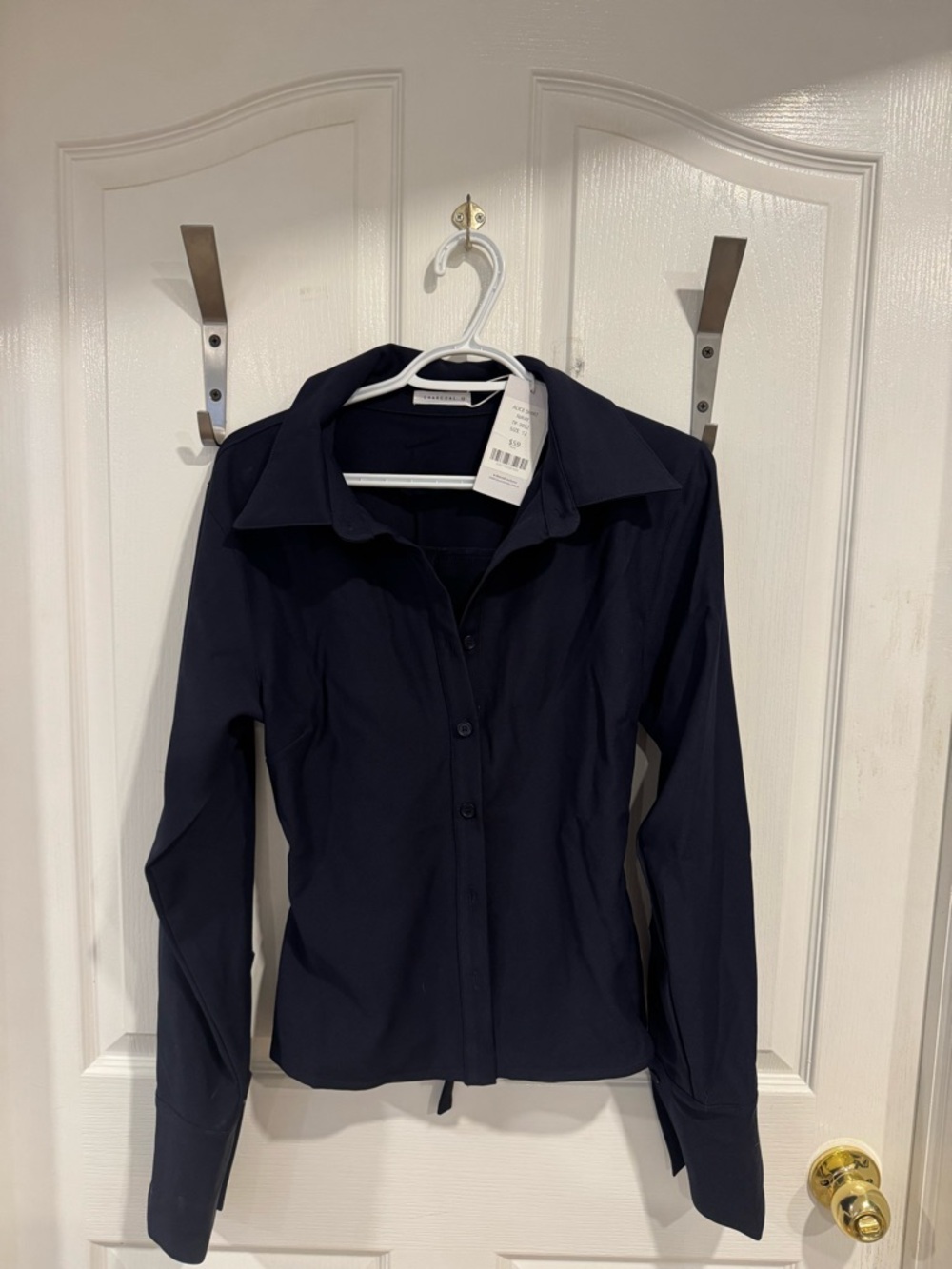 Classic Cinch In Navy Button-Down Shirt with Pointed Collar